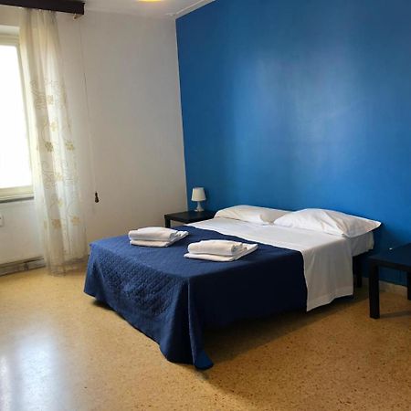 Hotel Mangia E Dormi Roma Esterno foto
