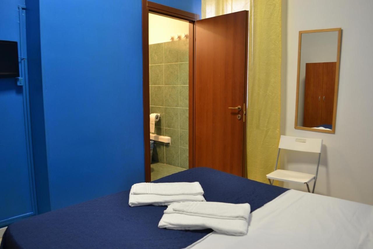 Hotel Mangia E Dormi Roma Esterno foto